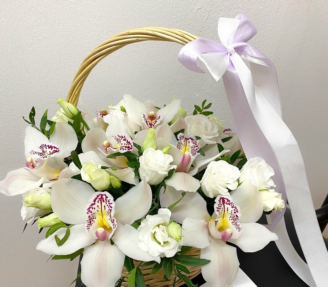 Букет из роз и орхидей фото