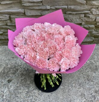 Букет из розовых диантусов 35шт