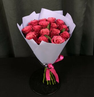 Букет малиновых мини роз, Кения, 40см 15