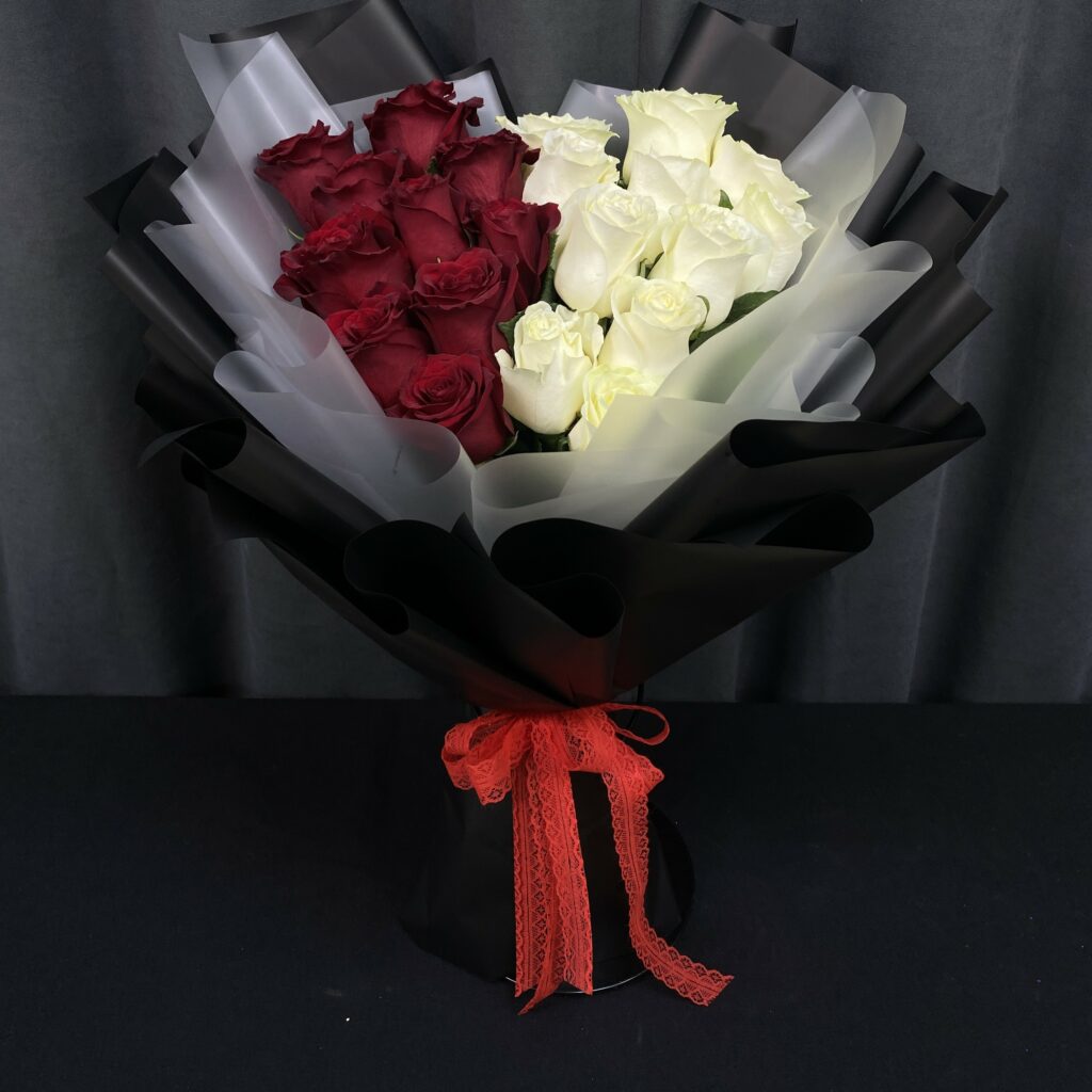 Букет цветов 'Королевское Сердце' (ВН)