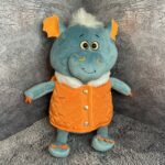 Игрушка 'Дракончик Эль в жилетке', 25 см (158)