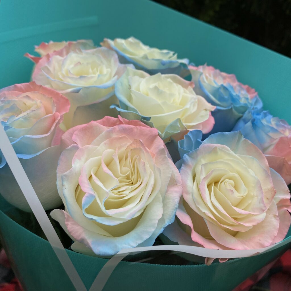 Букет цветов 'Аромат Чудес' (ВН)