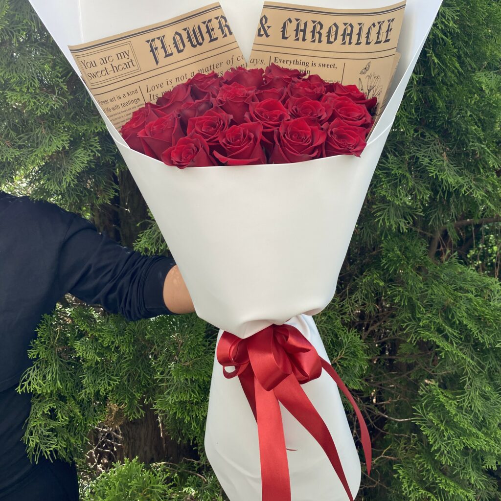 Букет-гигант 'Нежные Объятия Страсти'