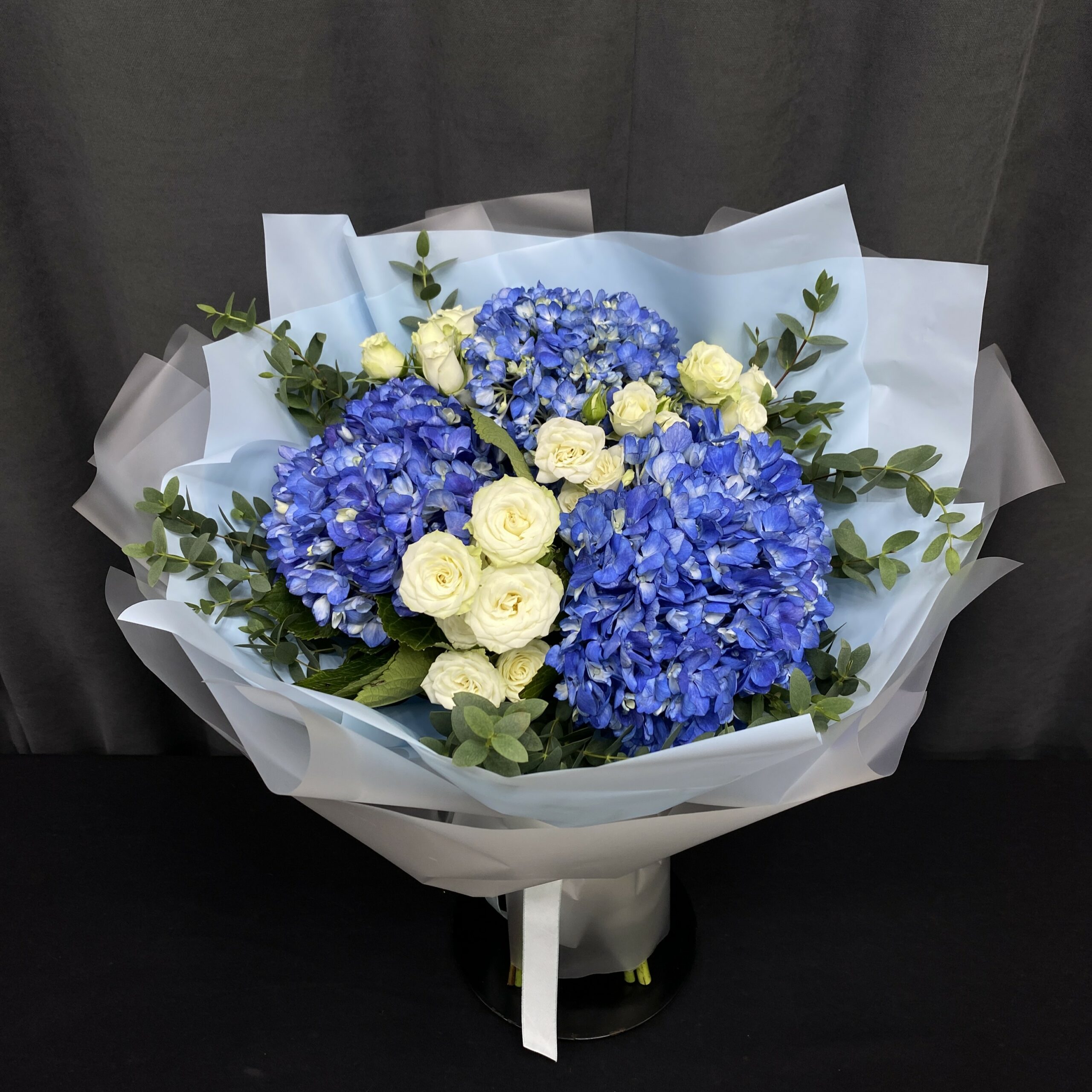 IMG_0446 Букет цветов ‘Апрельский сон’ (ВН) — изображение 1