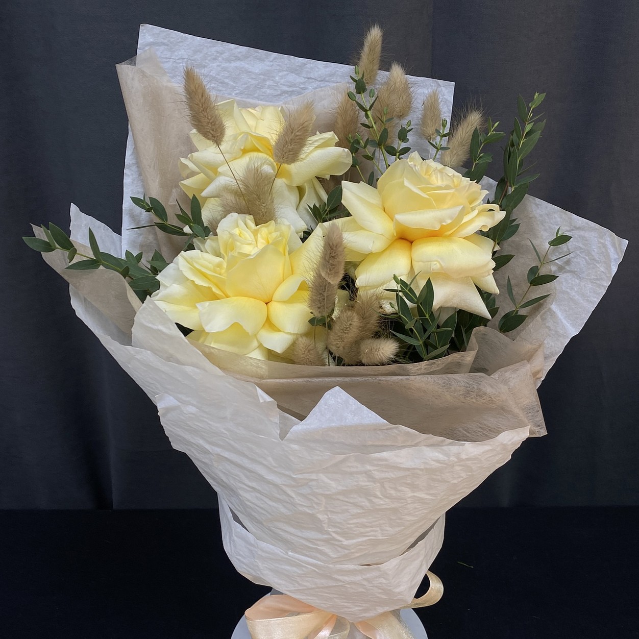 e6fc984f-d4eb-4944-9a15-23a5c78ea98e Букет цветов ‘Флория’ (ВН) — изображение 1