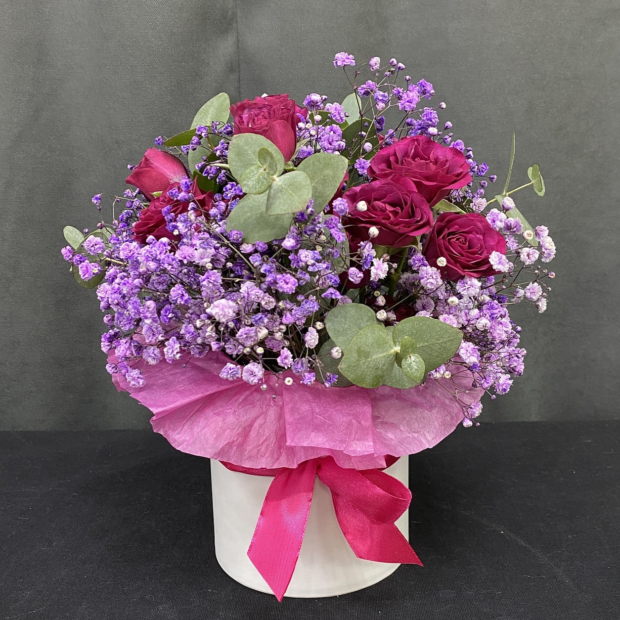 fc4b0562-2e75-4d61-9477-5c9e0d38b61b Цветы в коробке 'Фиолетовое облако' (ВН) — изображение 1